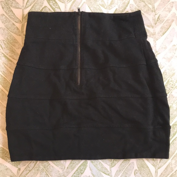 Talula Skirt - Picture 2 of 2